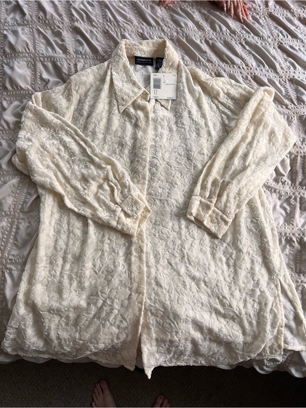 NWT Liz Claiborne Cream Textured Button-Front Blouse Nordic Neutrals